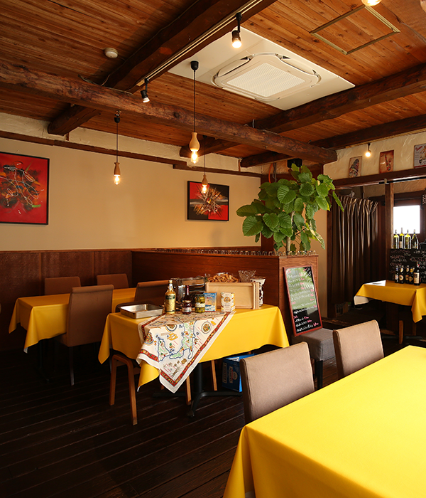 一皿と一杯を楽しむ、 ​​​​​​​藤枝のイタリア料理店